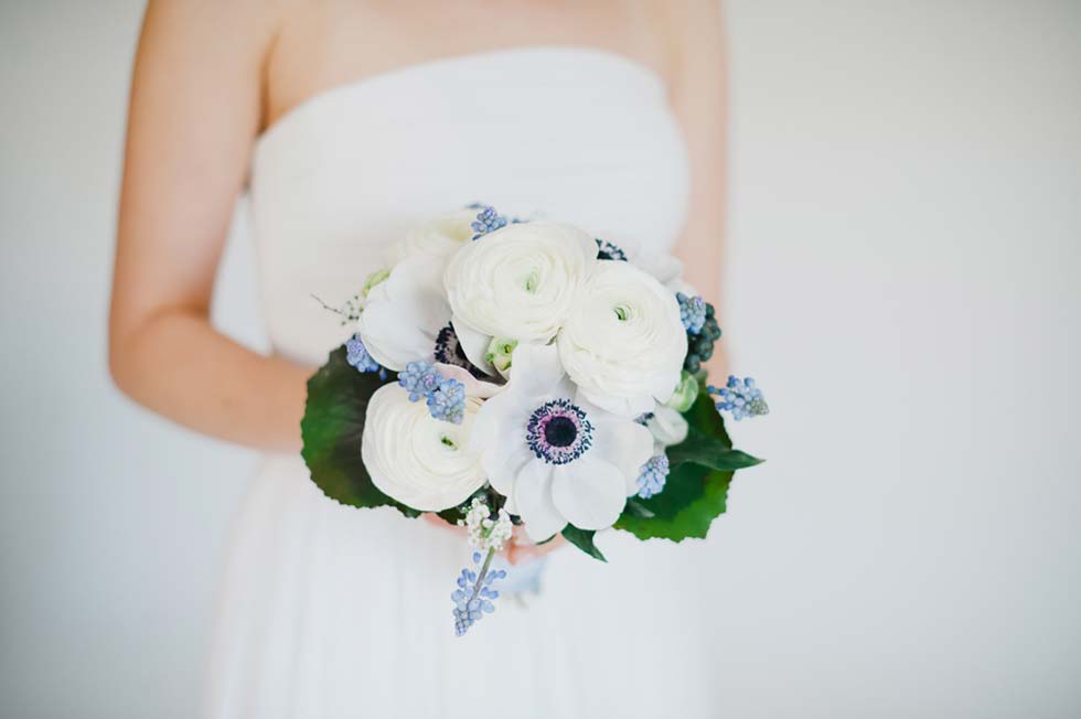 Ein Hochzeitskonzept in der Trendfarbe Blau