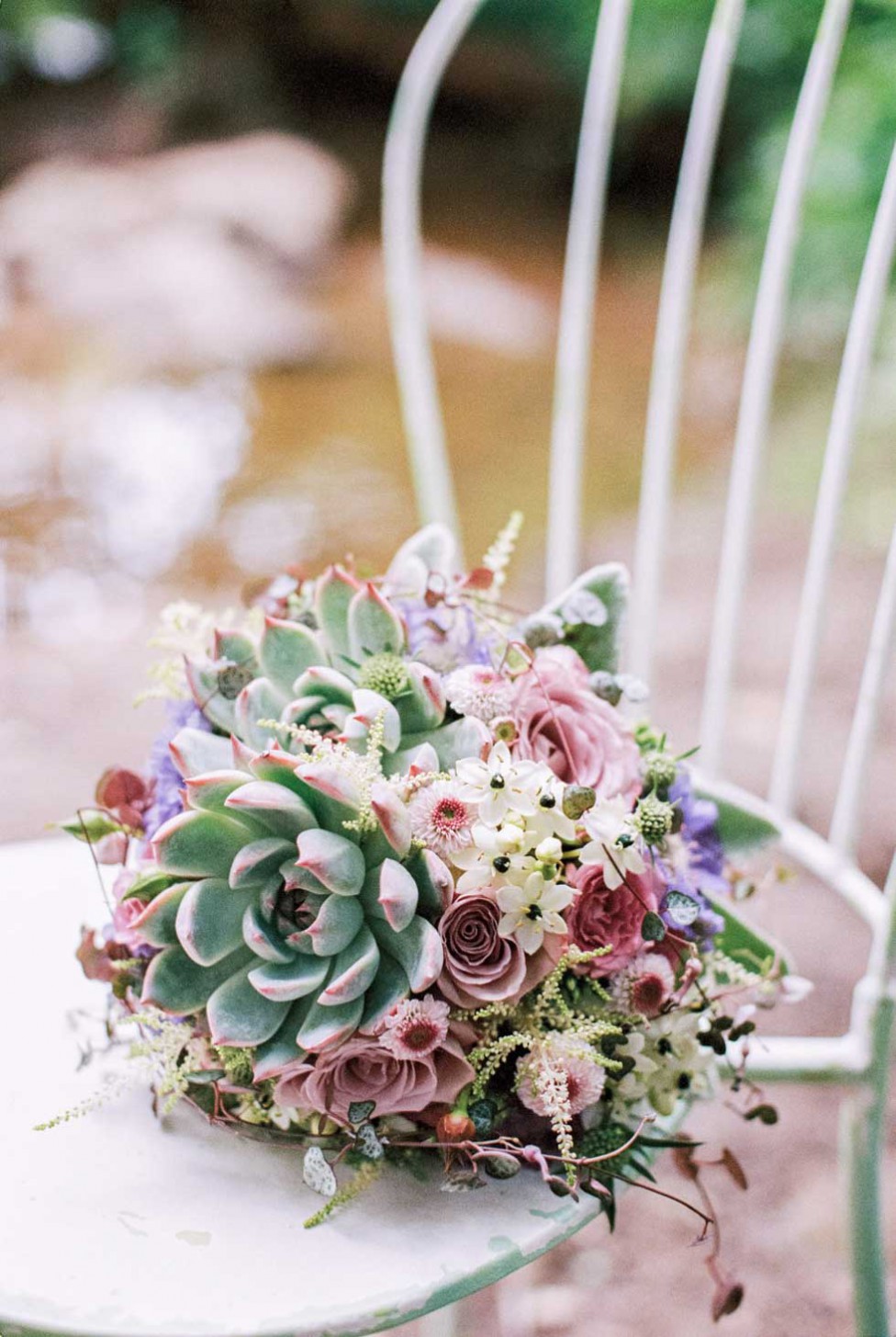 Hochzeitsinspiration: Romantisch und geheime ‚Freie Trauung’
