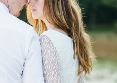 Verträumtes After-Wedding Fotoshooting am Strand