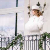 Faszinierende Tortenkunstwerke in Vollendung mit einer winterlichen Schloss Hochzeitsinspiration