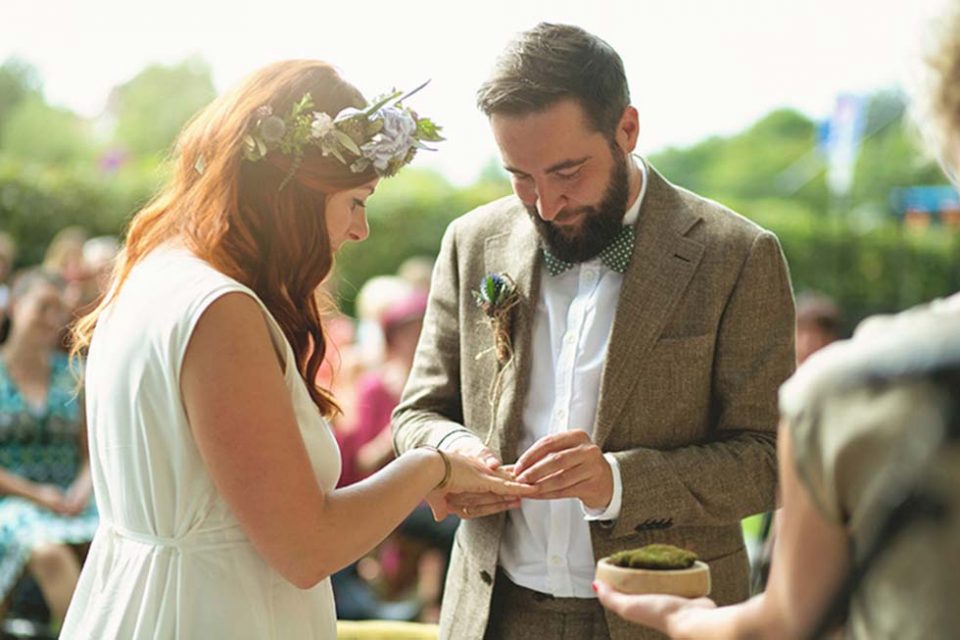 Zauberhafte DIY-Vintage-Hochzeit mit Rosmarin und Lavendel – Hochzeitswahn