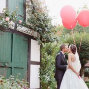 Maike und Sebastian: Traumhochzeit in der Farbe der Liebe - Rot