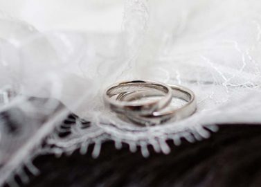 Franziska und Patrick: Romantische Hochzeit auf der Alm