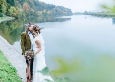 Herbstliche Hochzeitsmagie an der Isar