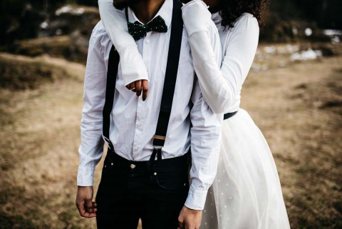 Black & White: Hipster-Hochzeitsinspiration im Winter