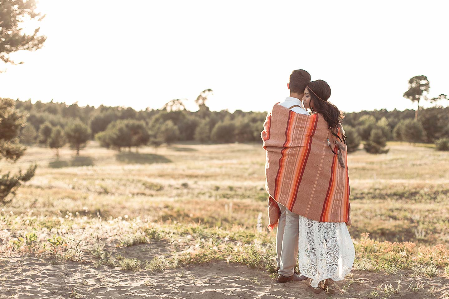 Indian Summer-Hochzeitsidee in der Steppe der Liebe