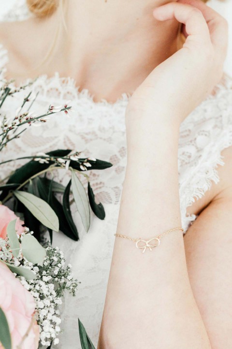 Pastellene Liebe: Rosenquarz für die elegante Braut