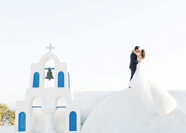 Irina & Peter: Ein Hochzeitstraum auf Santorin