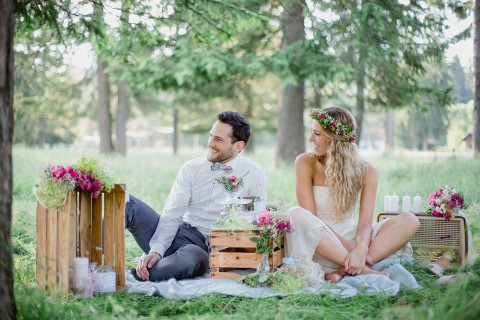 Svenja & Niki’s sommerliche DIY-Vintage Wedding