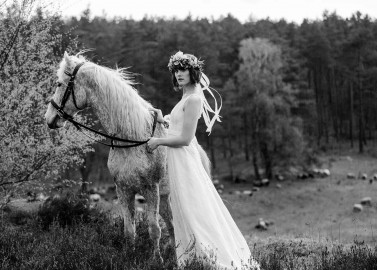 Boho-Brautkleider 2017 von Mona Berg