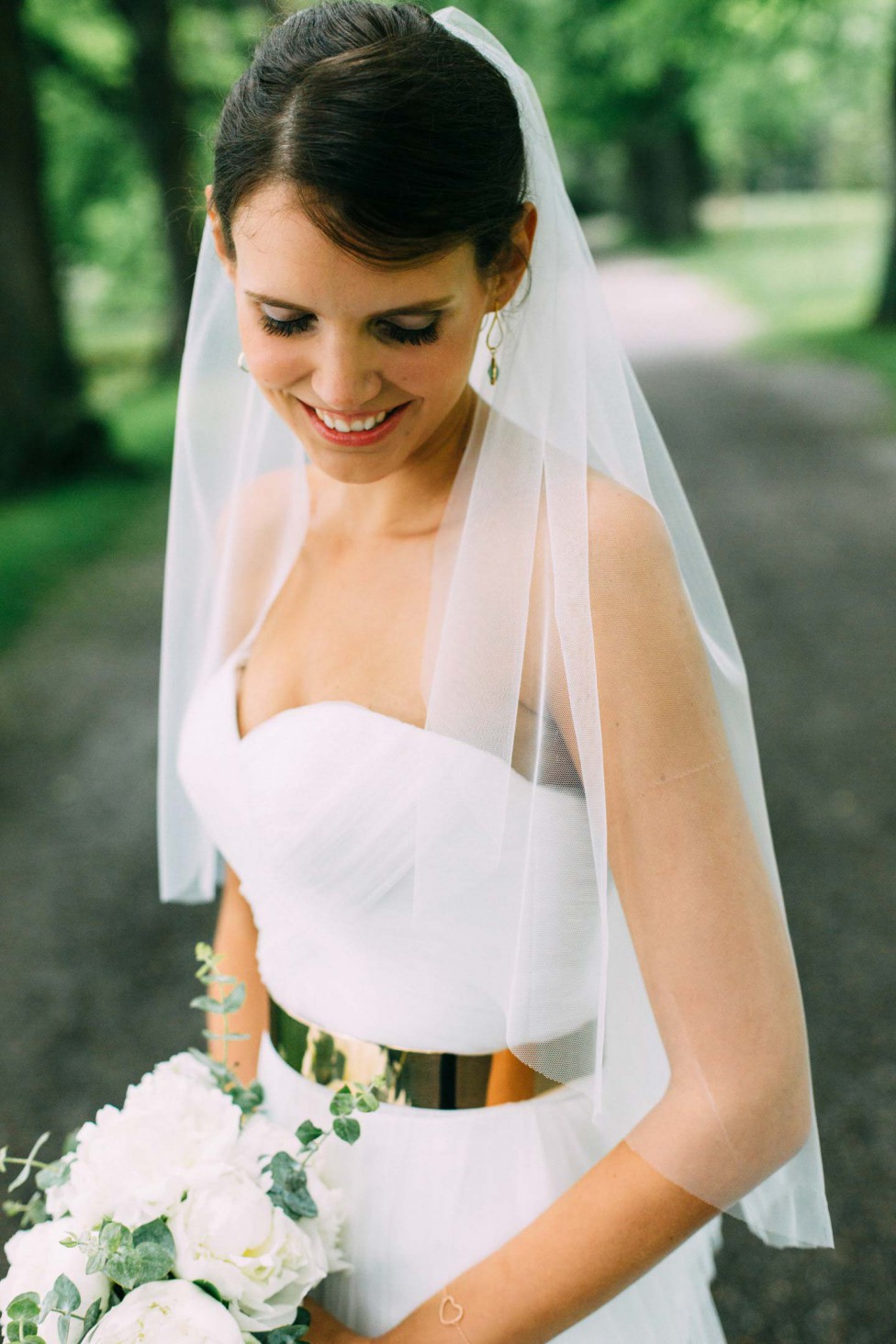 Daniela & Matthis: Elegante Bodenseehochzeit im Frühling