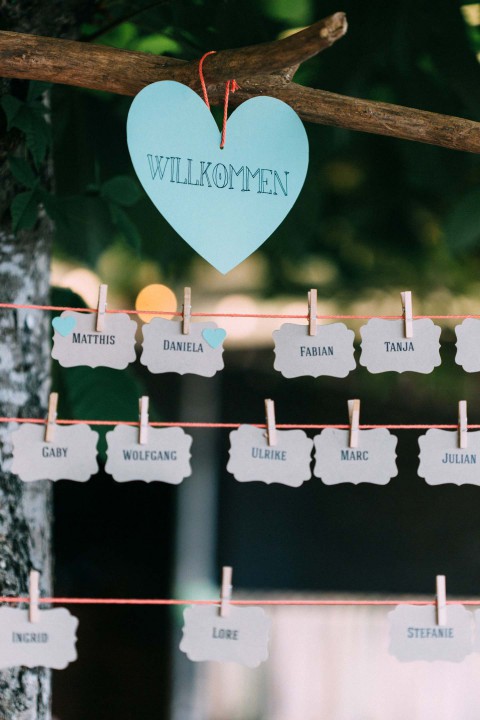 Daniela & Matthis: Elegante Bodenseehochzeit im Frühling