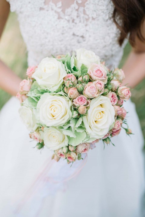 Jasmin & Christoph: Moderne Hochzeit in Pastell