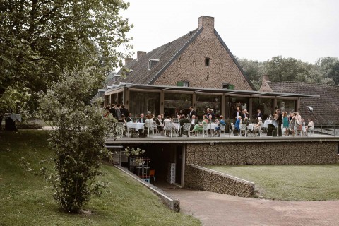 Melanie & Martin: Holländisches Hochzeitsfest im Grünen