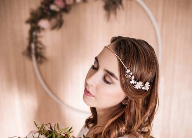 Florale Preziosen: die Haarschmuck-Kollektion 2017 von Klamitka