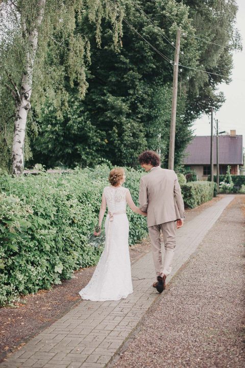 Anna & Maxim: minimalistische Ecodesign-Hochzeit