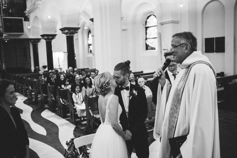 Anne & Oliver: urbane Hochzeit in Schwarz & Weiss