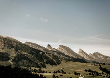 Lara & Timo: Freie Trauung in den Schweizer Bergen