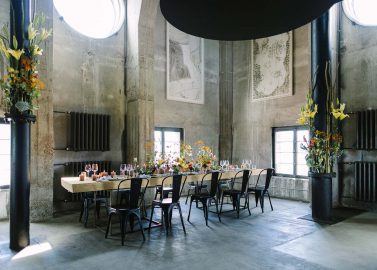 Romantischer Industrial-Chic