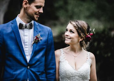 Lisa & Karsten: DIY-Scheunenhochzeit im Jagdstil
