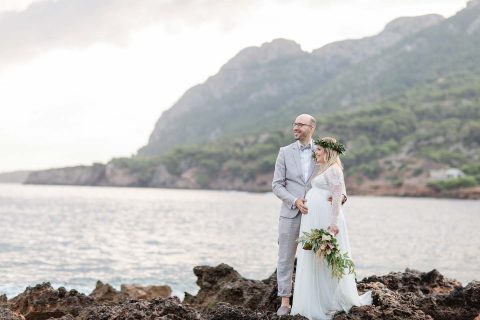 Kim & Teja: DIY-Hochzeit zu Dritt auf Mallorca
