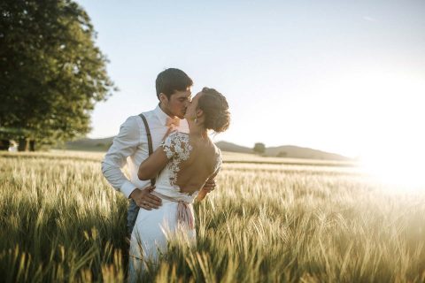 Mira & Andreas: Rustikale Scheunenhochzeit