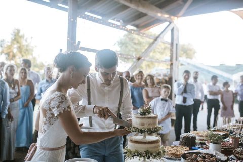 Mira & Andreas: Rustikale Scheunenhochzeit