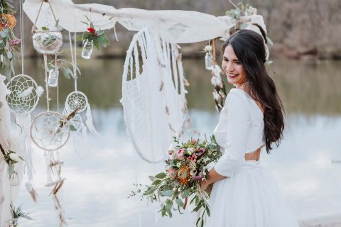 Hochzeitliche Boho-Romantik im Frühling