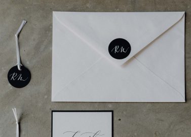 Urbane Hochzeitsinspiration im Greenery Stil