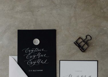 Urbane Hochzeitsinspiration im Greenery Stil