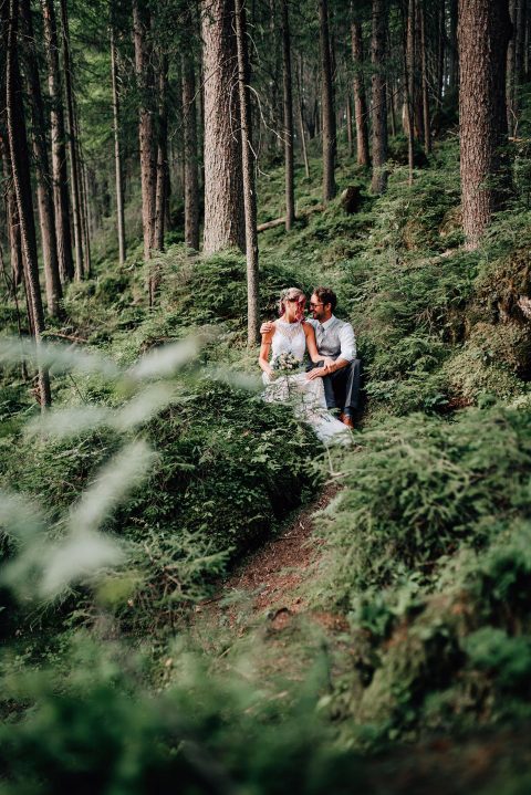 Svenja & Dennis: Eine kleine romantische Eibsee Hochzeit