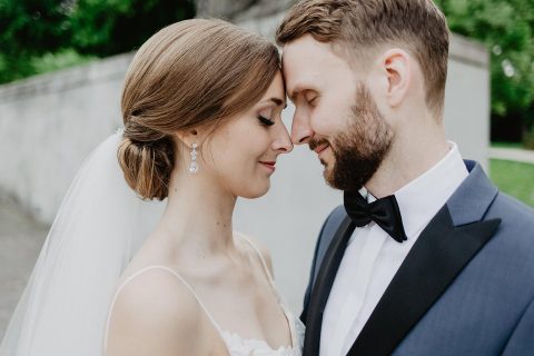 Julia & Michael: Klassische Hochzeit im Frühling