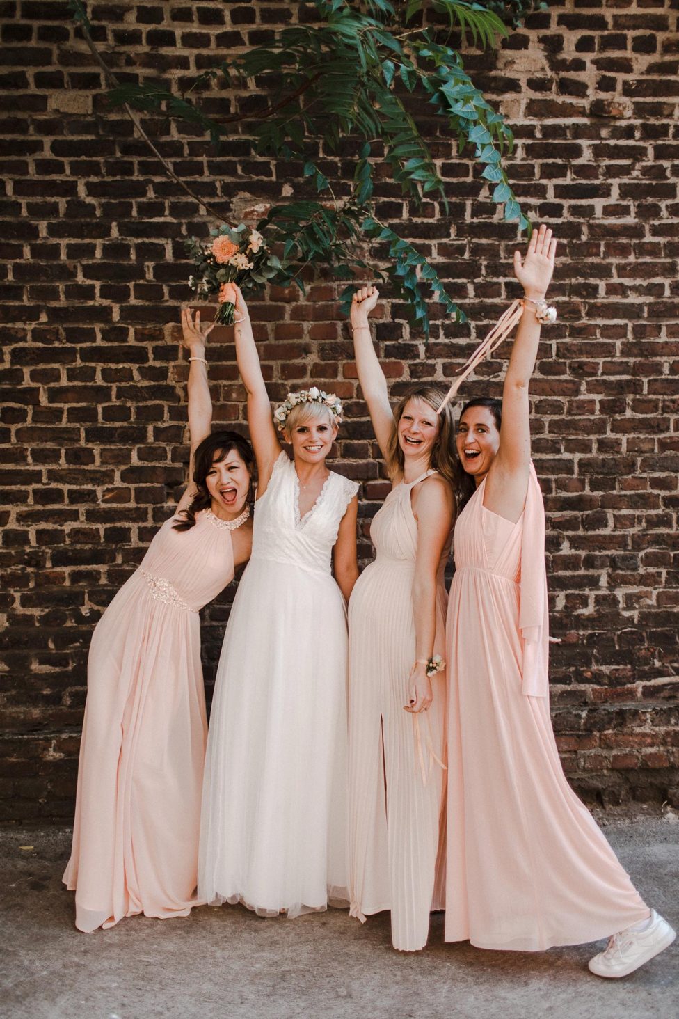 Tjalda & Wowa: Shabby-Chic Hochzeit im New York Harbour Club Köln