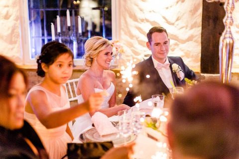 Jenny & Georg: Sommerliche Hochzeit im Schloss Grünewald