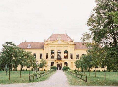 Schloss Eckartsau: Traumhochzeit der luxuriösen Natürlichkeit