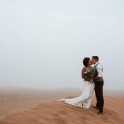 Jea & Justin: Romantisches Elopement in Sahara von Marokko