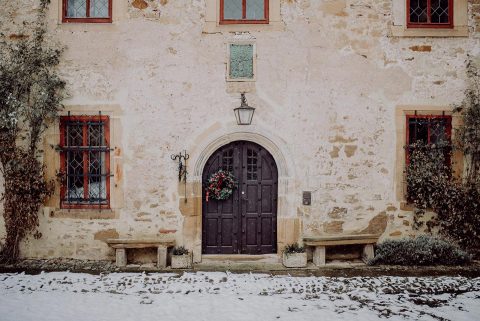 Schloss Stauffenberg Hochzeitsinspiration im Winterwunderland