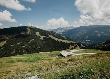 Michaela & Christoph: Rustikale Hochzeit auf der Alm