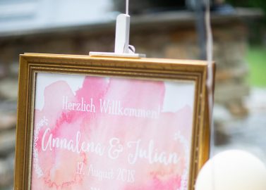 Pinkfarbene Sommerhochzeit in der Villa Benz
