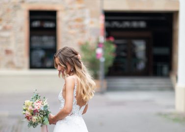 Pinkfarbene Sommerhochzeit in der Villa Benz