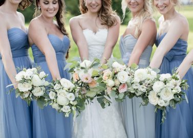 Elegante Scheunenhochzeit mit freier Trauung