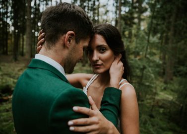 Mystische Elopement-Inspiration in der Natur