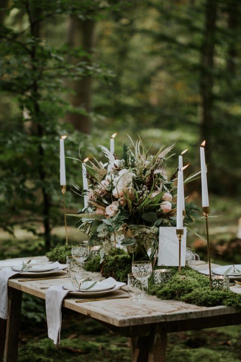 Mystische Elopement-Inspiration in der Natur