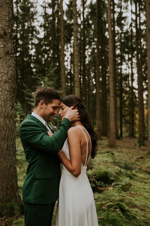 Mystische Elopement-Inspiration in der Natur