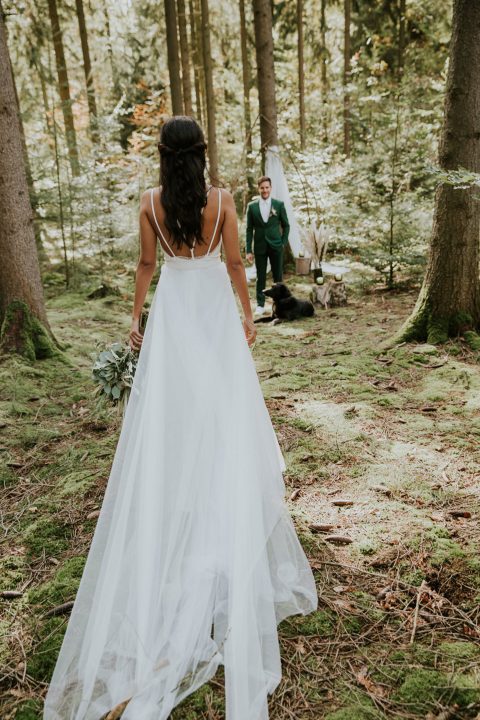 Mystische Elopement-Inspiration in der Natur