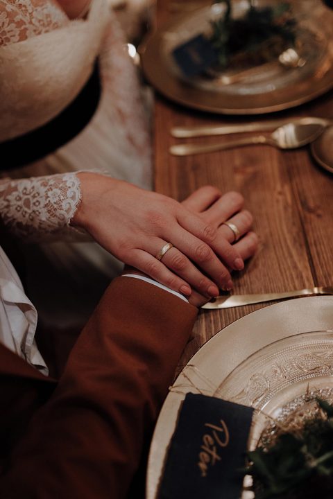 Moderne Burg-Hochzeit mit Boho-Touch