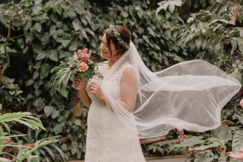 Ryokan Gelsenkirchen: Tropical Hochzeit im Greenery Stil