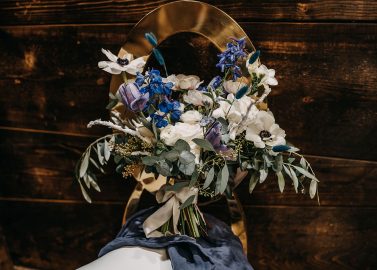 Henslerhof: Hochzeitsmotto trifft auf blaue Eleganz