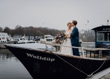 Marina Eldenburg: Boho-Winterhochzeitsidee im Hafen