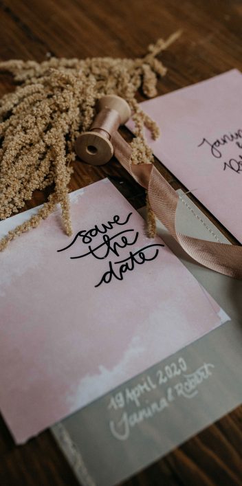 Schloss Arff: Hochzeitsinspiration in Pastell Pale Pink